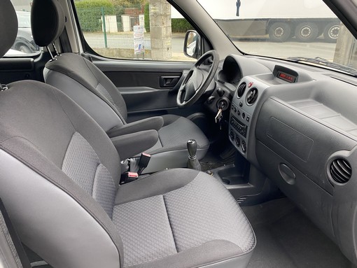 Citroën Berlingo 1.6 HDI 75 2010 - vue 4