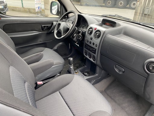 Citroën Berlingo 1.6 HDI 75 2009 - vue 4