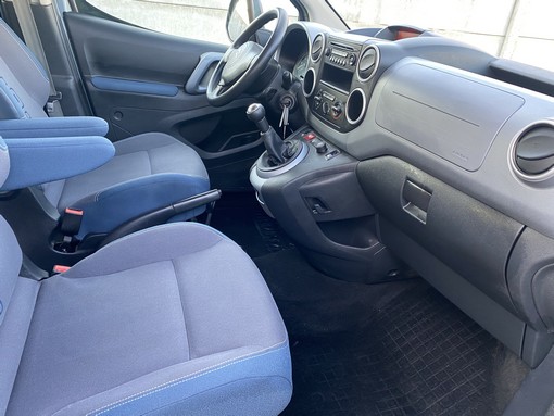 Citroën Berlingo 1.6 HDI 75 Ch multispace 2010 - vue 4