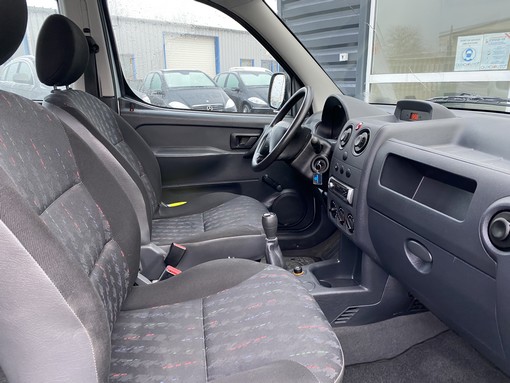 Citroën Berlingo 1.4 75 Ch 2007 - vue 4
