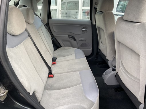 Citroën C3 1.4 HDI 70 exclusive 2003 - vue 5