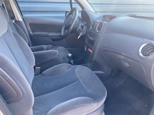 Citroën C3 1.4 Ess 75 Ch exclusive 2008 - vue 9