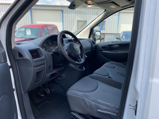 Citroën Jumpy 2.0 HDI 130ch L1H1 2014 - vue 6