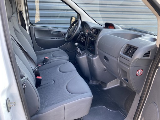 Citroën Jumpy 2.0 HDI 130ch H2 2014 - vue 5