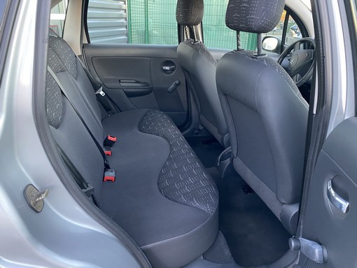 Citroën C3 1.4 HDI 70 2006 - vue 8