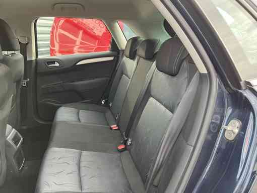 Citroën C4 1.4 95 Ch 2013 - vue 6
