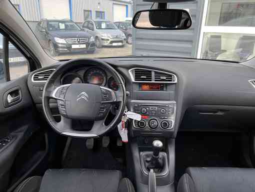 Citroën C4 1.4 95 Ch 2013 - vue 9