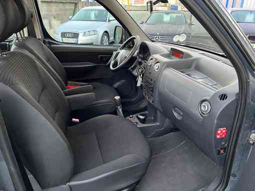 Citroën Berlingo 1.6 HDI 75 Ch 2008 - vue 5