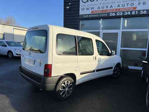 Citroën Berlingo 1.4 75 Ch 2004 - vue 2