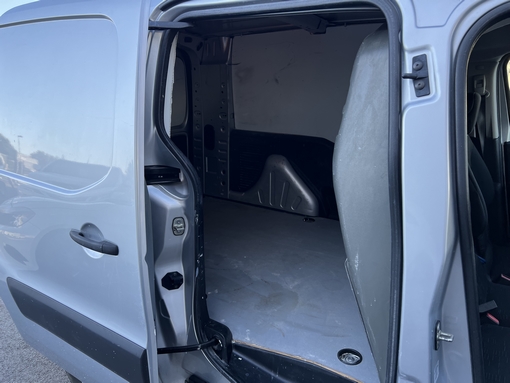 Citroën Berlingo 1.6 HDI 92 Ch L2 2013 - vue 8