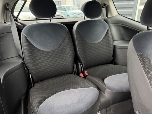 Citroën C2 1.1 Essence 2008 - vue 6