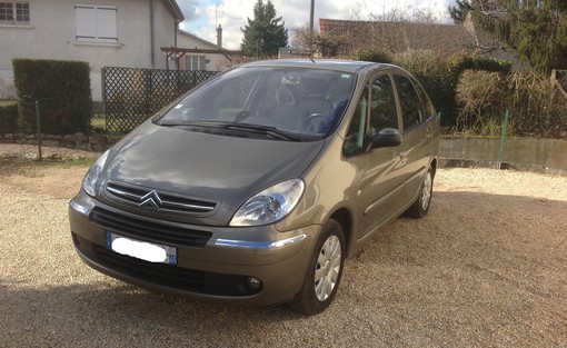 Citroën Xsara Picasso 1.6 HDI 92 Ch Exclusive 2008 - vue 2