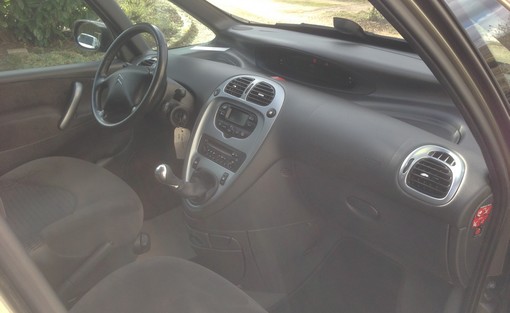 Citroën Xsara Picasso 1.6 HDI 92 Ch Exclusive 2008 - vue 5