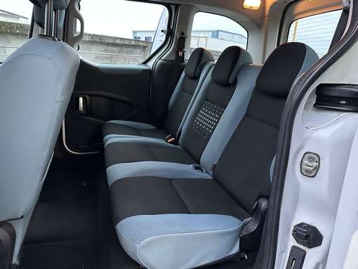 Citroën Berlingo 1.6 HDI 75 Ch seduction 2013 - vue 8