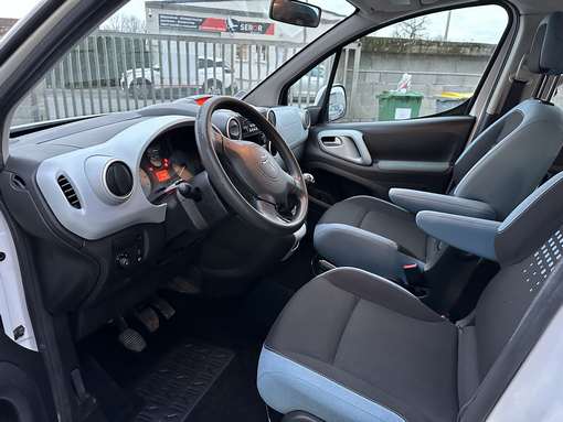 Citroën Berlingo 1.6 HDI 75 Ch seduction 2013 - vue 9