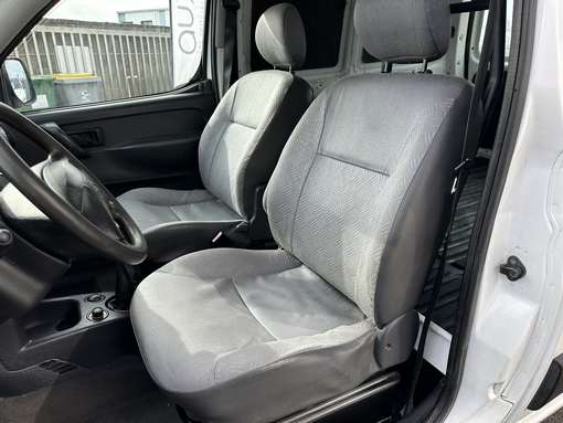 Citroën Berlingo 1.9 D 2004 - vue 8