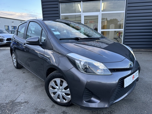 Toyota Yaris 1.5 Vvti 100 Ch 2014 - vue 4