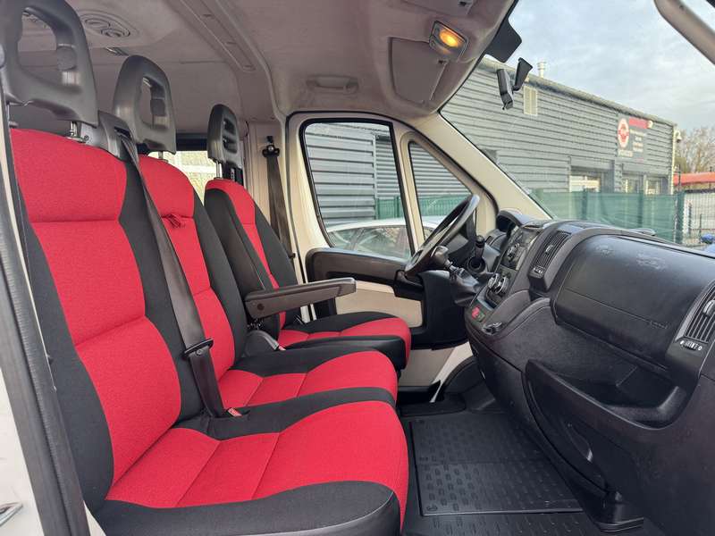 Fiat Ducato 9 Places 2.0 115ch 2013 - vue 7