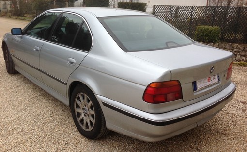 BMW Bmw 525 Tds Automatique 2000 - vue 2