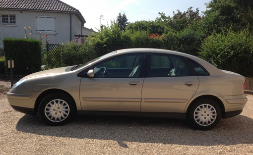 Citroën C5 2.0 HDI 110 2004 - vue 2