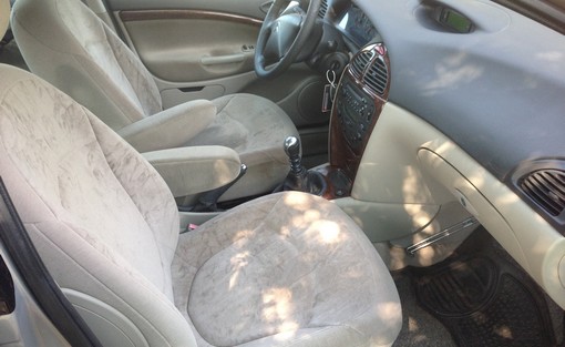Citroën C5 2.0 HDI 110 2004 - vue 5