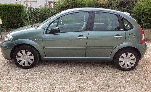 Citroën C3 1.4 HDI Exclusive 2006 - vue 2