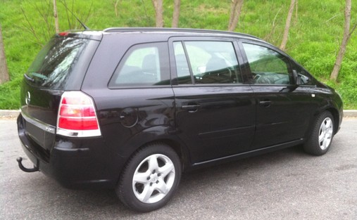 Opel Opel Zafira 1.9 Cdti 105 Ch 2008 - vue 5