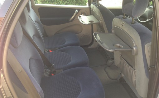 Citroën Xsara Picasso 1.6 HDI 92 Ch Exclusive 2006 - vue 9