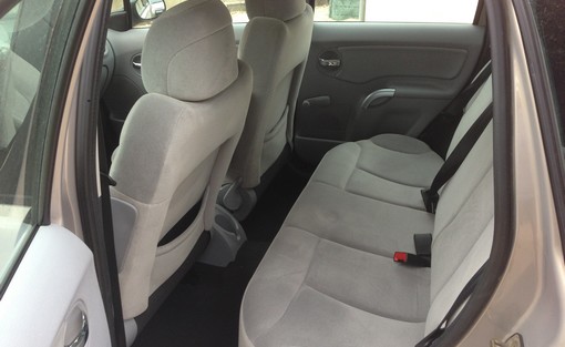 Citroën C3 1.4 HDI Exclusive 2005 - vue 8