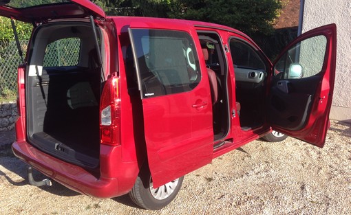 Citroën Berlingo 1.6 hdi 75 ch multispace 2010 - vue 4