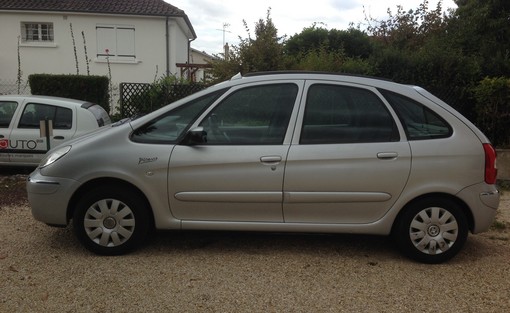Citroën Xsara Picasso 1.6 110 Ch Exclusive 2005 - vue 2
