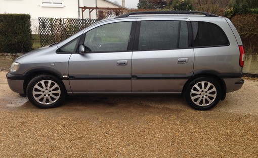 Opel Zafira 2.2 Dti elegance 7 places 2004 - vue 4