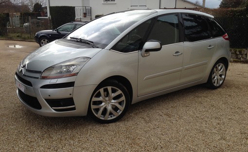 Citroën C4 Picasso Exclusive 2.0 hdi 138 fap exclusive bva 2007 - vue 3