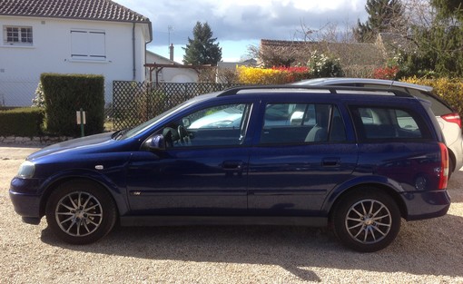 Opel Astra 1.7 cdti 2004 - vue 2