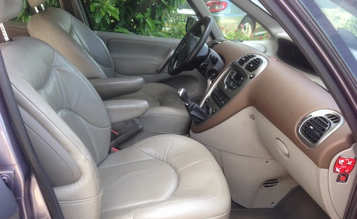 Citroën Xsara Picasso 1.6 hdi 110 exclusive 2006 - vue 5