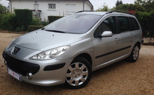 Peugeot 307 Break 1.6 hdi 110 xs 2006 - vue 1