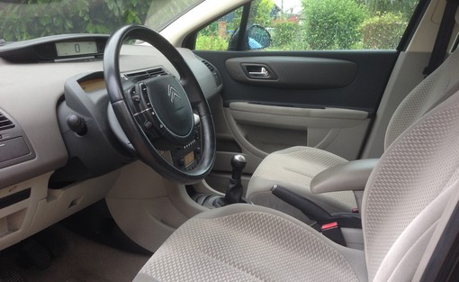 Citroën C4 1.6 hdi 92 ch 2005 - vue 6