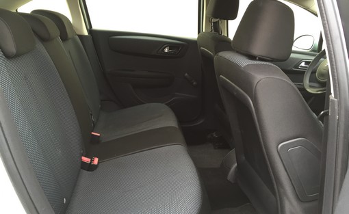 Citroën C4 1.4 2006 - vue 5
