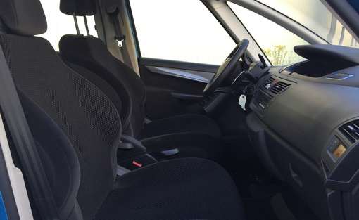 Citroën C4 Picasso 1.6 HDI 110 Ambiance 2008 - vue 4