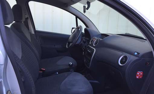 Citroën C3 1.4 HDI 2006 - vue 4