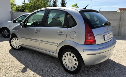 Citroën C3 1.4 Exclusive 2004 - vue 3
