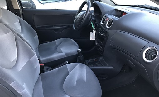 Citroën C2 1.1 2005 - vue 4