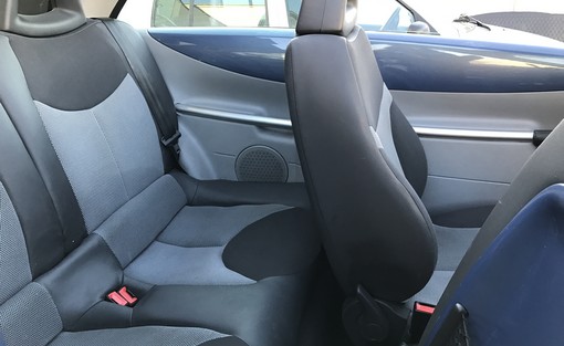 Citroën C3 Pluriel 1.4 HDI 2005 - vue 5
