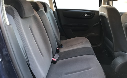 Citroën C4 1.6 HDI 90 2007 - vue 5