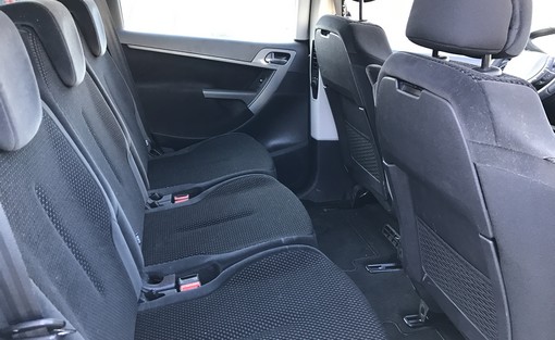 Citroën C4 Picasso 1.6 HDI 110 2009 - vue 5