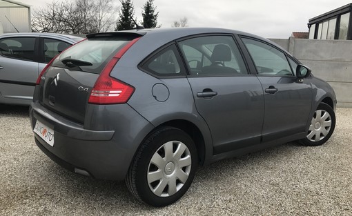 Citroën C4 1.6 HDI 90 2010 - vue 3