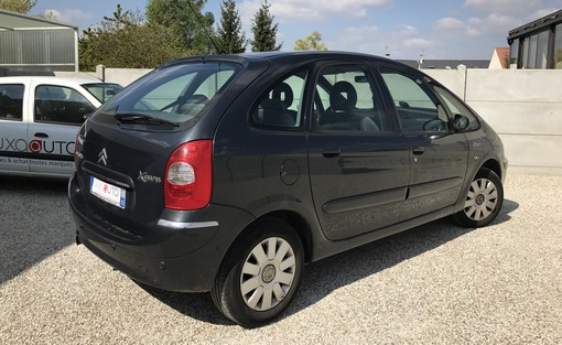 Citroën Xsara Picasso 1.6 HDI 90 exclusive 2007 - vue 2
