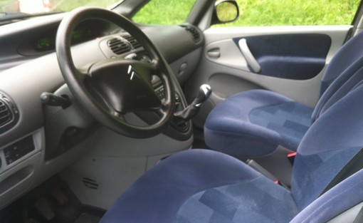 Citroën Xsara Picasso 1.6 110 Ch HDI 2005 - vue 4