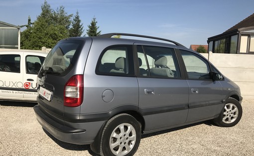 Opel Zafira 2.0 Dti 2003 - vue 2
