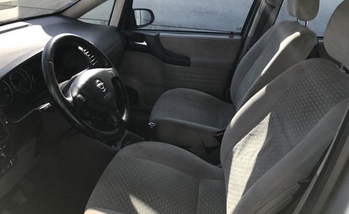 Opel Zafira 2.0 Dti 2003 - vue 4
